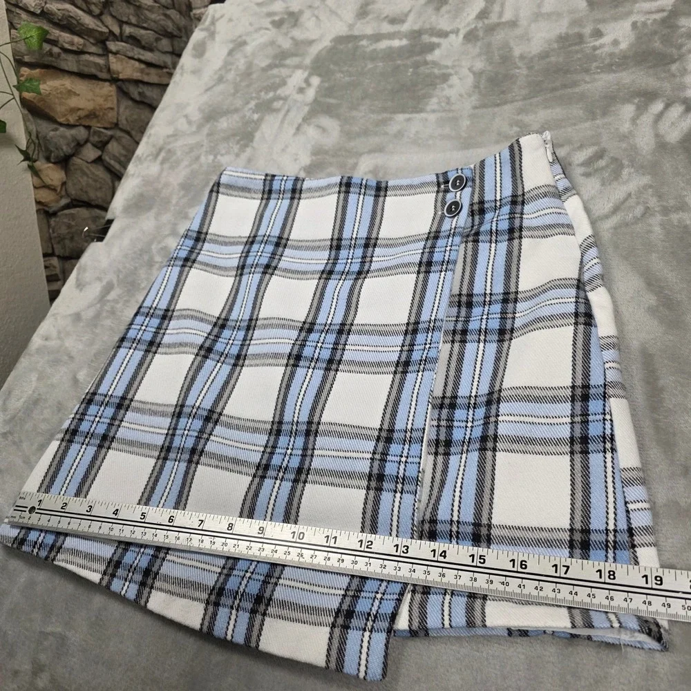 Blue‎ Rain Wrap Mini Skirt Button Detail White Blue Plaid Size S